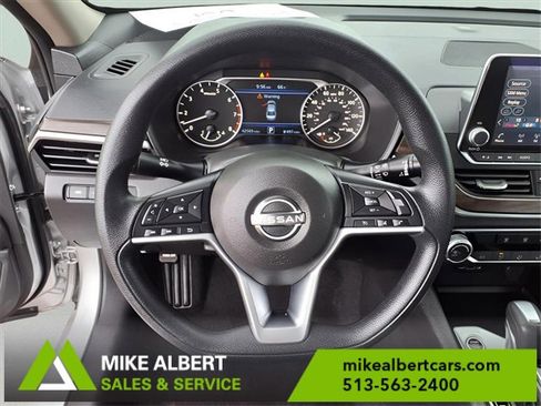 Used 2024 Nissan Altima 2.5 SV image 21