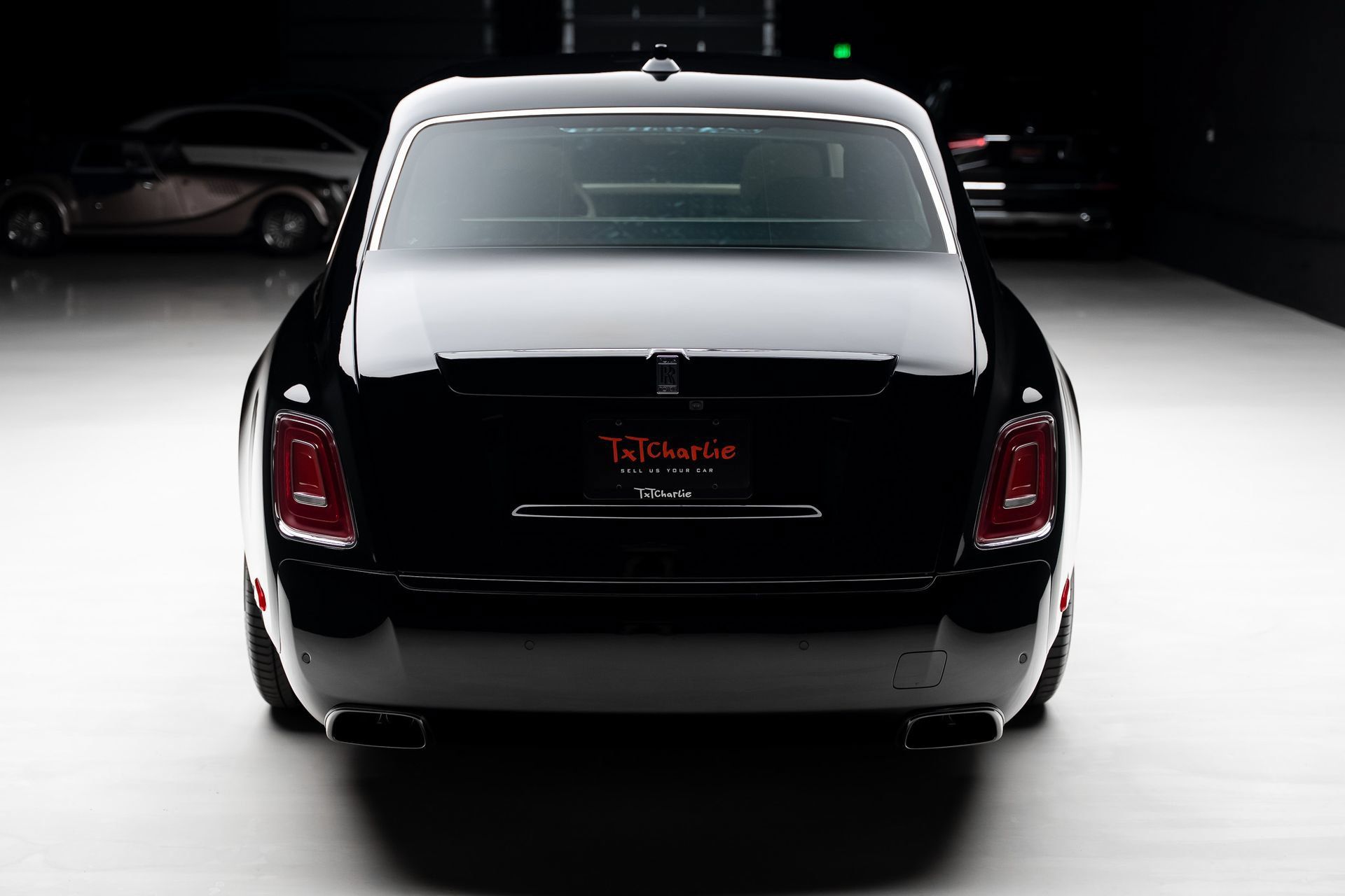Used 2024 Rolls-Royce Phantom Extended Wheelbase RWD image 27