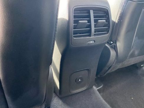Used 2023 Ford Escape Platinum AWD/4WD image 20