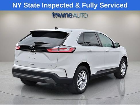 Used 2023 Ford Edge SEL w/ Convenience Package AWD/4WD image 5