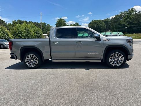 New 2026 GMC Sierra 1500 Denali w/ Denali Reserve Package AWD/4WD image 5