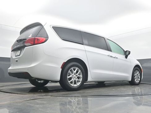 New 2026 Chrysler Voyager LX image 51