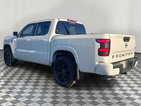 New 2026 Nissan Frontier SV image 3