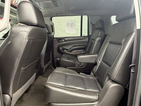 Used 2016 Chevrolet Suburban LT image 25
