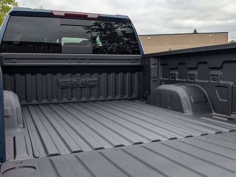 New 2026 GMC Sierra 1500 Elevation w/ Elevation Premium Package AWD/4WD image 29