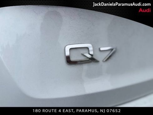 Used 2022 Audi Q7 2.0T Premium Plus w/ Premium Plus Package AWD/4WD image 22