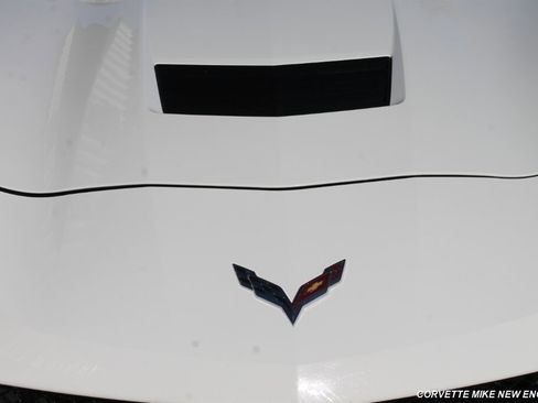 Used 2016 Chevrolet Corvette Stingray Convertible w/ Battery Protection Package image 9