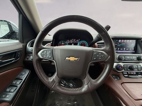 Used 2018 Chevrolet Tahoe Premier RWD image 13