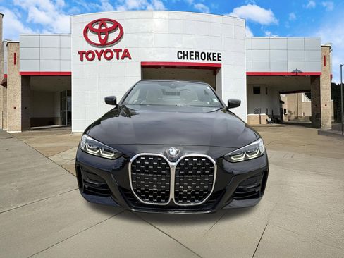 Used 2021 BMW 430i Convertible w/ M Sport Package RWD image 2