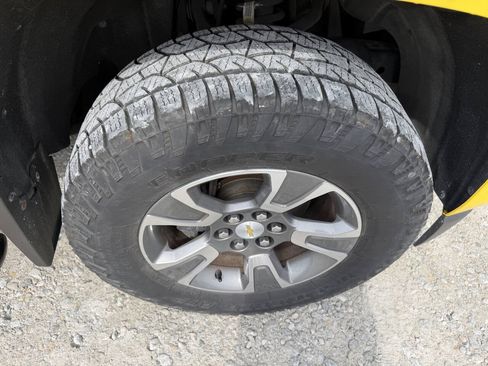 Used 2015 Chevrolet Colorado Z71 AWD/4WD image 14