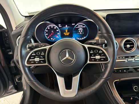 Used 2021 Mercedes-Benz GLC 300 4MATIC image 11