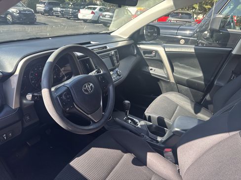 Used 2013 Toyota RAV4 XLE image 12