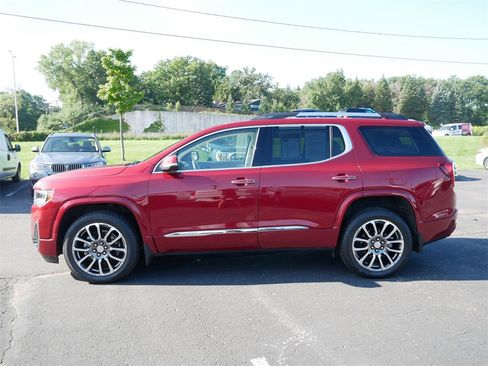 Used 2020 GMC Acadia Denali w/ Technology Package image 3