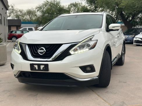 Used 2017 Nissan Murano Platinum w/ Platinum Technology Package AWD/4WD image 2
