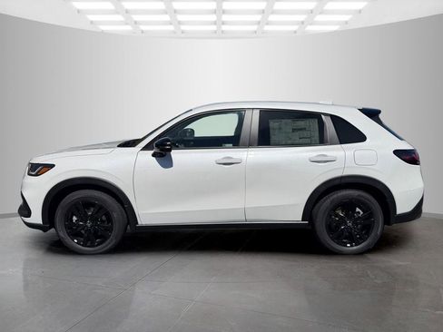 New 2026 Honda HR-V Sport image 3