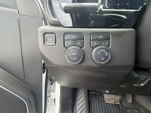 Certified 2025 Chevrolet Silverado 1500 LT image 19