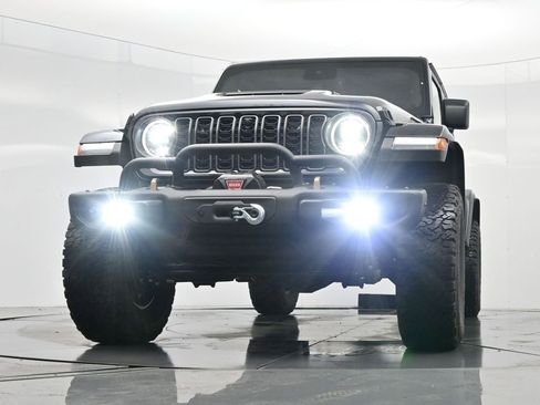 New 2024 Jeep Wrangler Unlimited Rubicon 392 image 36