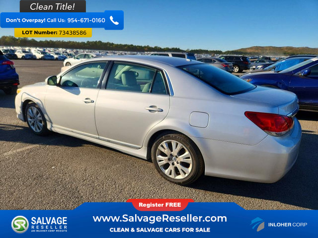 Used 2011 Toyota Avalon FWD image 3