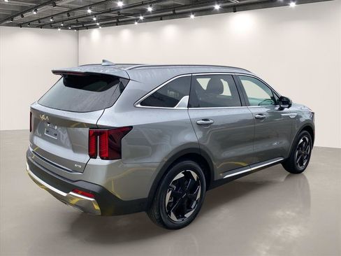 Used 2025 Kia Sorento SX Prestige AWD/4WD image 8