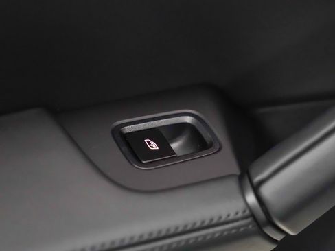 New 2026 Porsche Cayenne Coupe image 16