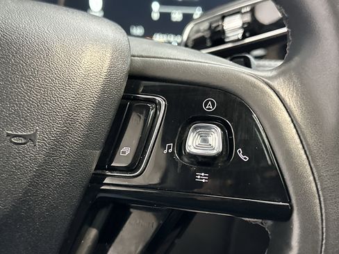 Used 2021 Lincoln Corsair Reserve w/ Equipment Group 201A image 32