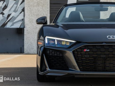 Used 2022 Audi R8 V10 performance AWD/4WD image 4