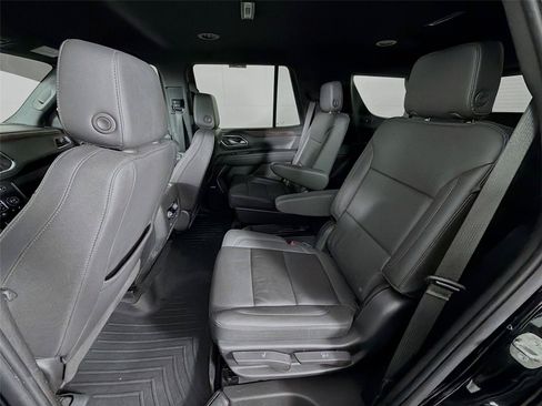 Used 2022 Chevrolet Tahoe LT w/ Luxury Package AWD/4WD image 26