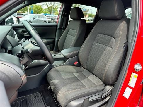 Used 2026 Honda HR-V Sport image 13
