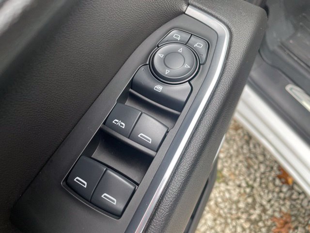 Used 2025 Chevrolet Silverado 1500 LT AWD/4WD image 25