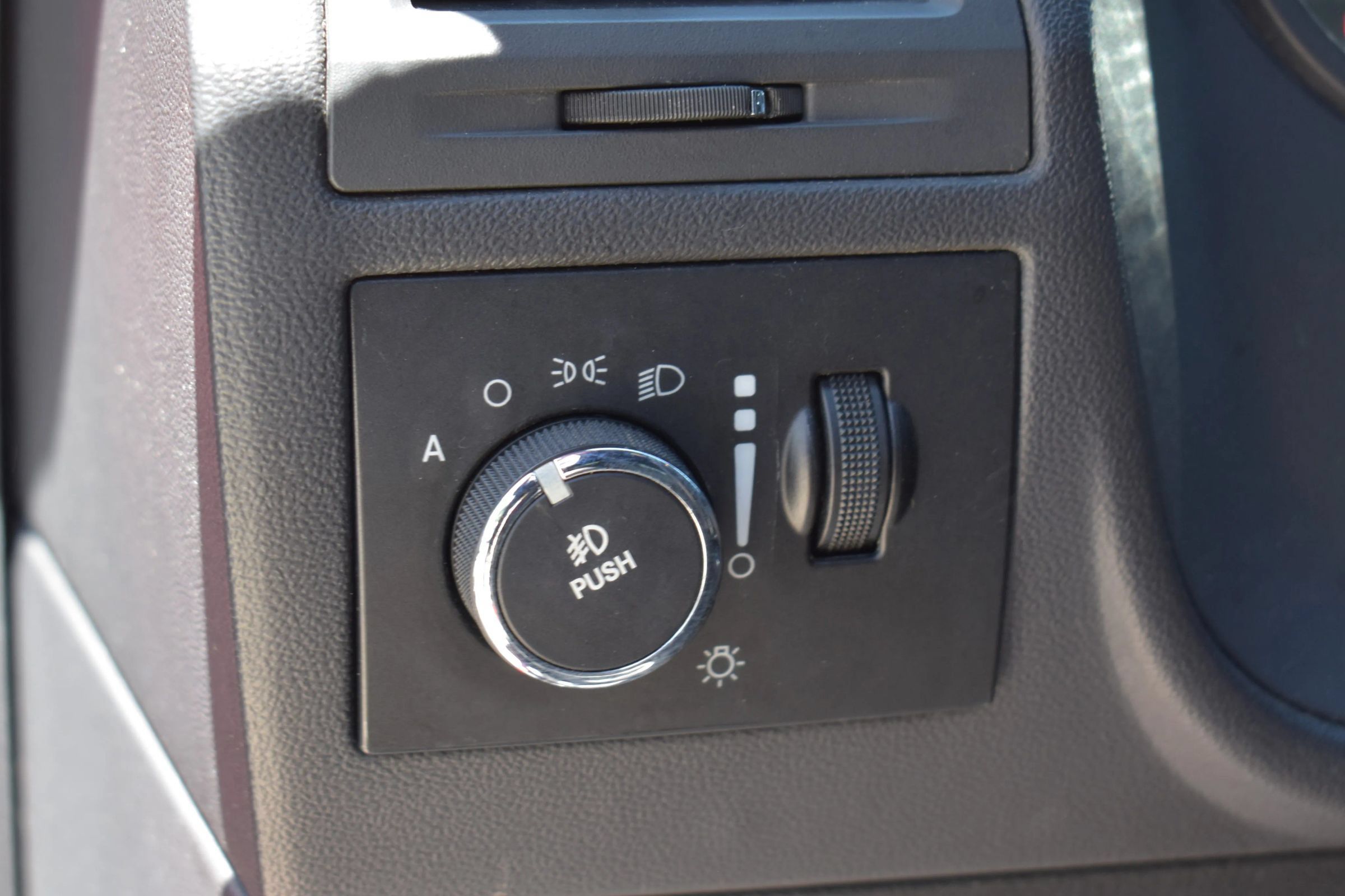 Used 2011 Dodge Challenger R/T RWD image 54