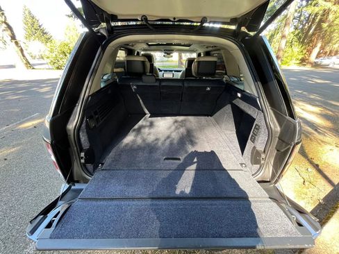 Used 2019 Land Rover Range Rover Long Wheelbase Autobiography image 23