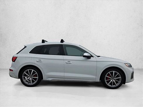 Used 2021 Audi SQ5 Premium Plus w/ Premium Plus Package AWD/4WD image 4