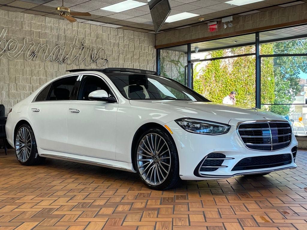 Used 2022 Mercedes-Benz S 500 4MATIC w/ AMG Line Package image 7
