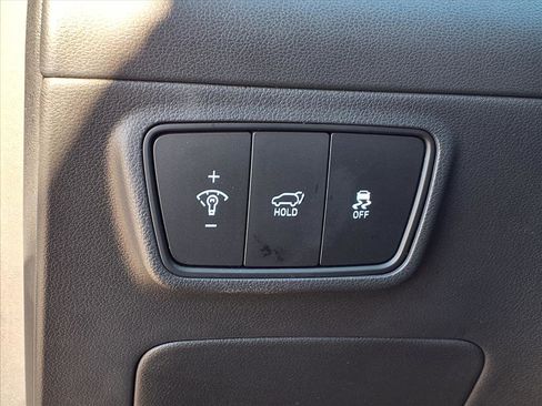 Used 2022 Hyundai Tucson Limited image 17