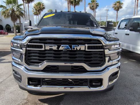 Used 2025 RAM 2500 Tradesman AWD/4WD image 8