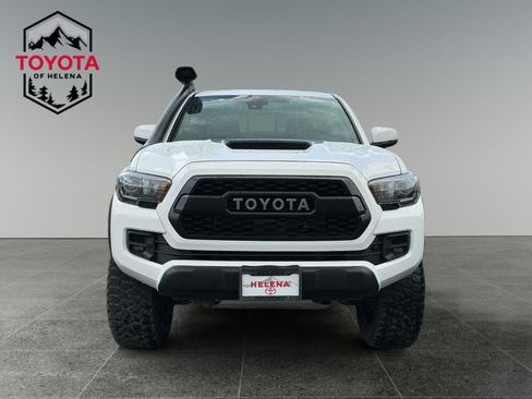 Used 2019 Toyota Tacoma TRD Pro AWD/4WD image 8