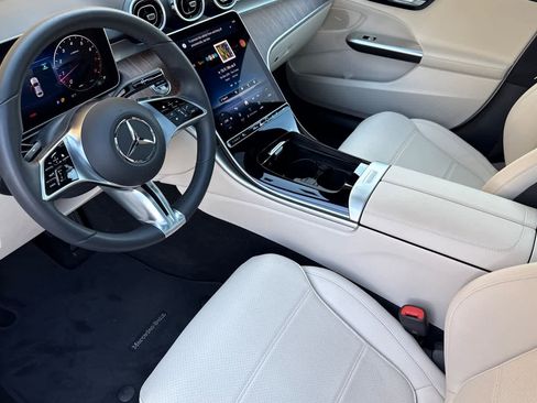 Certified 2025 Mercedes-Benz C 300 Sedan image 9