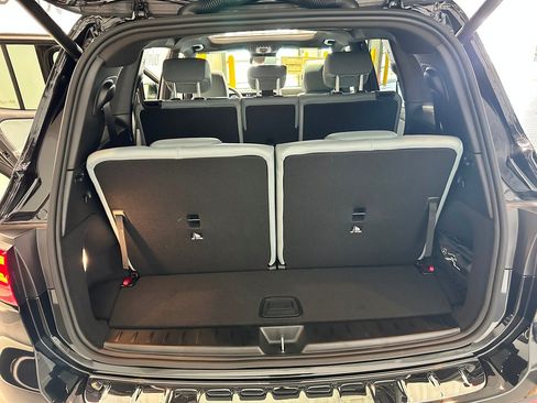 New 2026 Mercedes-Benz GLB 250 4MATIC image 16