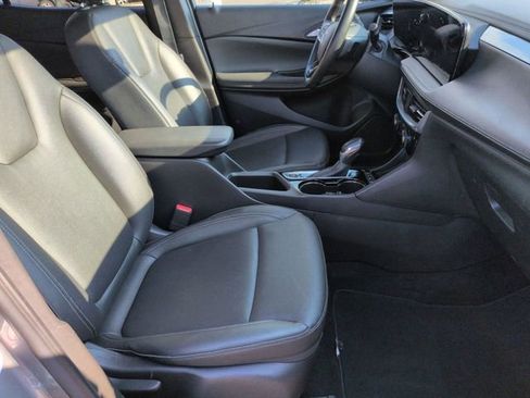 Used 2024 Buick Encore GX Sport Touring image 29