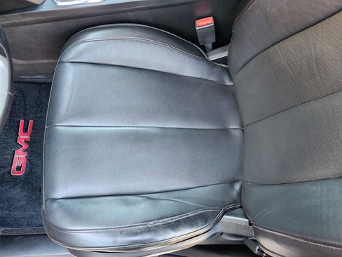 Used 2012 GMC Terrain SLT image 33