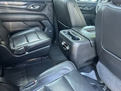 Used 2022 GMC Yukon XL Denali AWD/4WD image 18