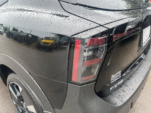 Certified 2026 Nissan Kicks SR FWD image 38