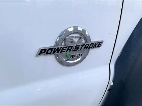 Used 2015 Ford F550 XL 4WD Reg Cab 141 WB 60 CA image 26