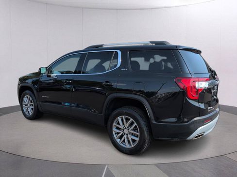 Used 2023 GMC Acadia SLT AWD/4WD image 3