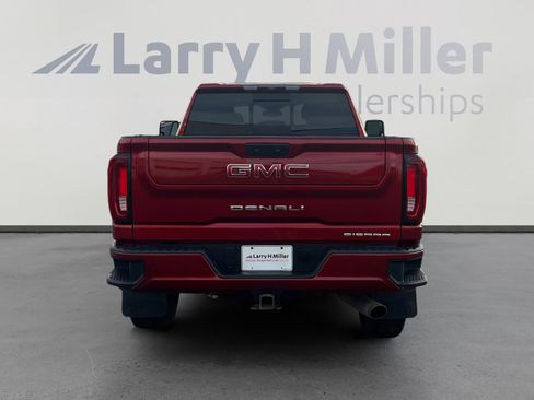 Used 2022 GMC Sierra 2500 Denali image 4