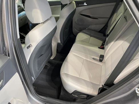 Used 2020 Hyundai Tucson SE AWD/4WD image 15