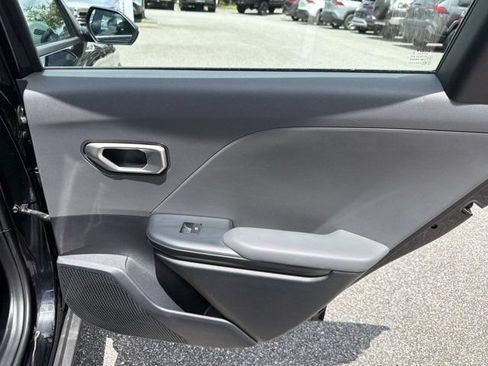 Used 2025 Kia K4 FWD image 18
