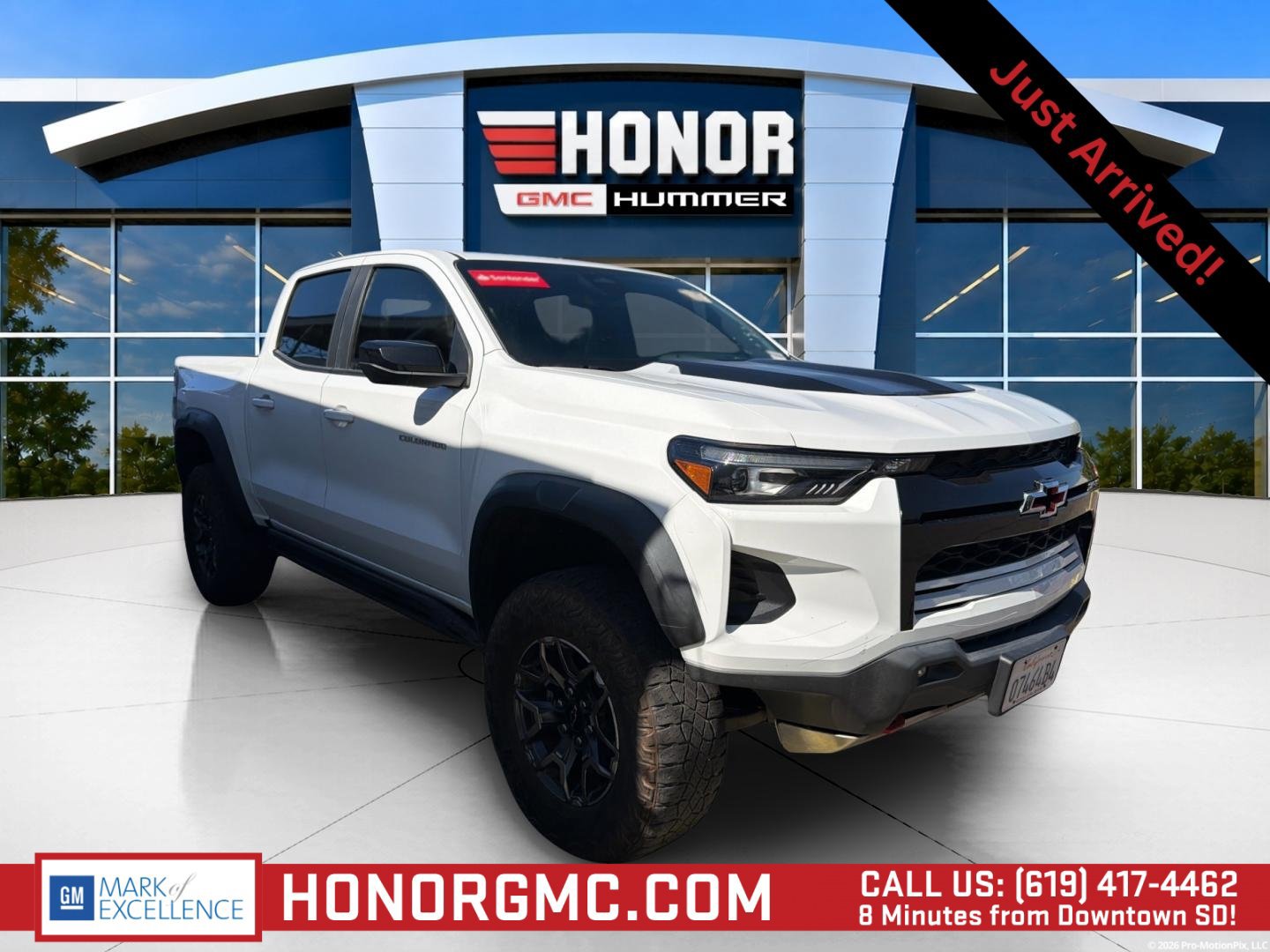 Used 2024 Chevrolet Colorado ZR2 AWD/4WD image 1