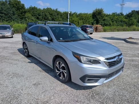 Used 2020 Subaru Legacy Premium AWD/4WD image 3