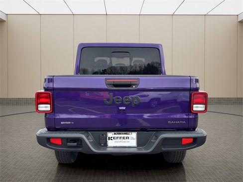 New 2026 Jeep Gladiator Sport image 4